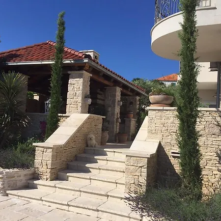 Apartment Kos Murter
