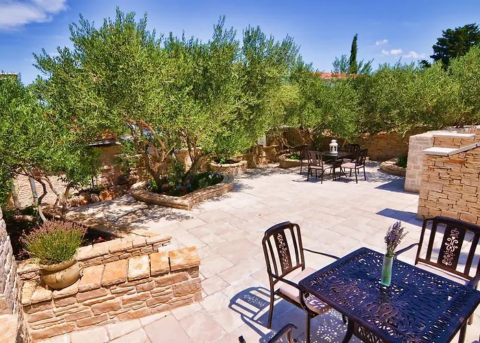 Apartment Kos Murter