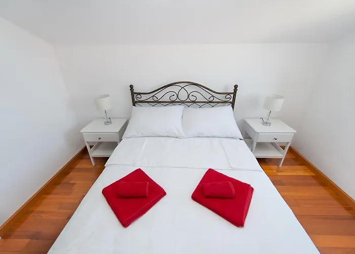 Apartment Kos Murter